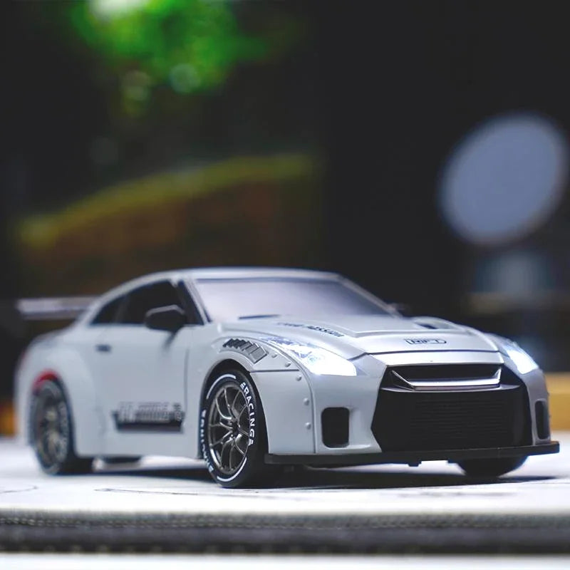 RC Drift Car 1/24 4WD Mini RC Drift Racing Model 2.4G Radio Full Scale with Light Professional Remote Control Car Boy Toy Gift